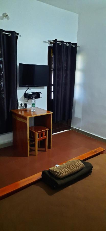 Poovar Sea View Rooms And Boating Family & Couple Only Exterior foto